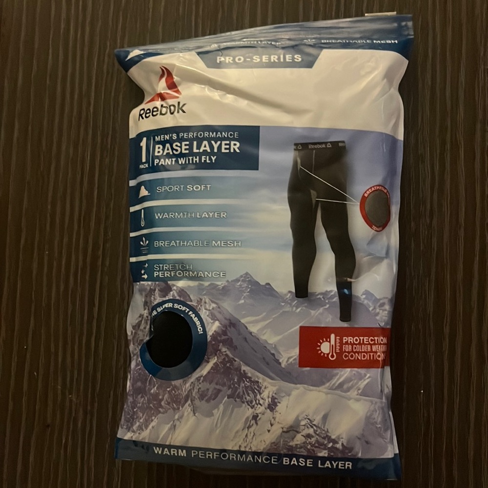 Reebok men’s bottoms dry fit. Out of bag never worn